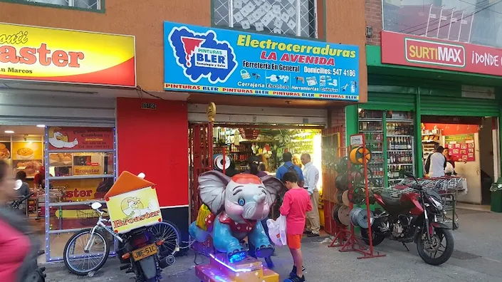 Ferreteria La Avenida J.A.