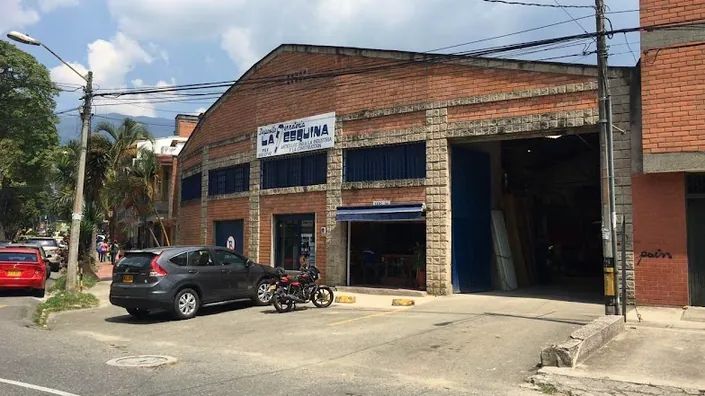 Deposito Y Ferretería La Esquina (Depósito)