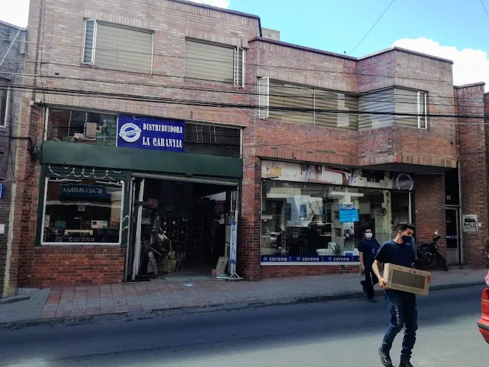 Distribuidora La Garantía