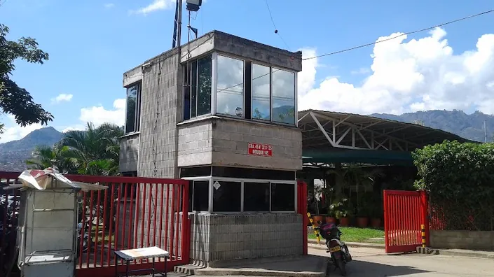 Dyna & Cía S.A.