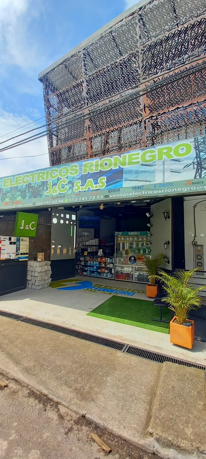 ELECTRICOS RIONEGRO J&C S.A.S.