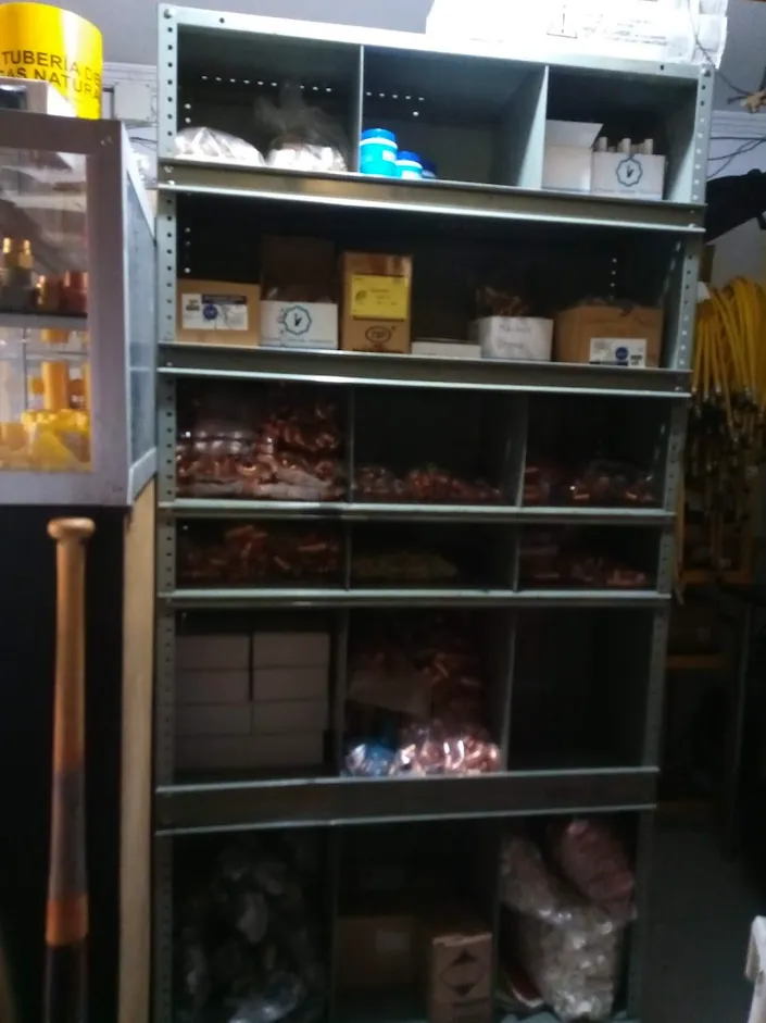 FERRETERÍA LOS MOLINOS