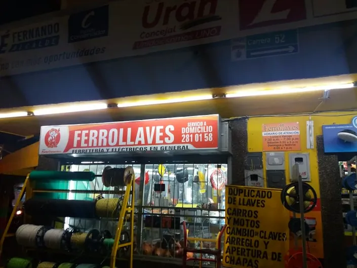 FERROLLAVES