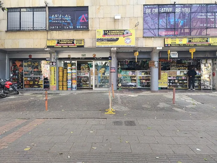La Comercial Ferretera mas sas
