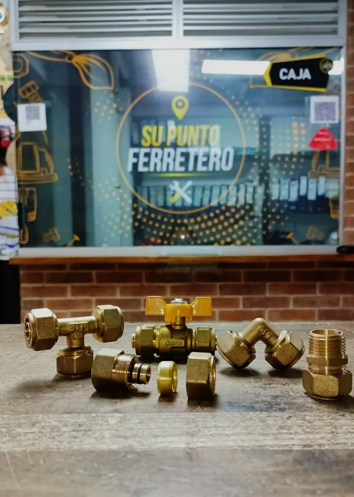 Su Punto Ferretero